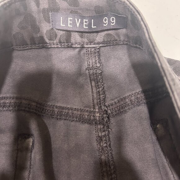 Level 99 Darcy Wild Thing Skirt - Picture 2 of 6